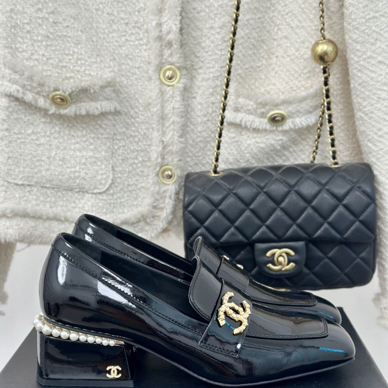 Ch*el high heels